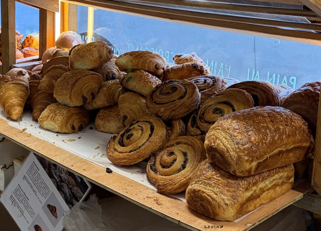 מאפים ב-The Little Bread Pedlar פרימרוז היל